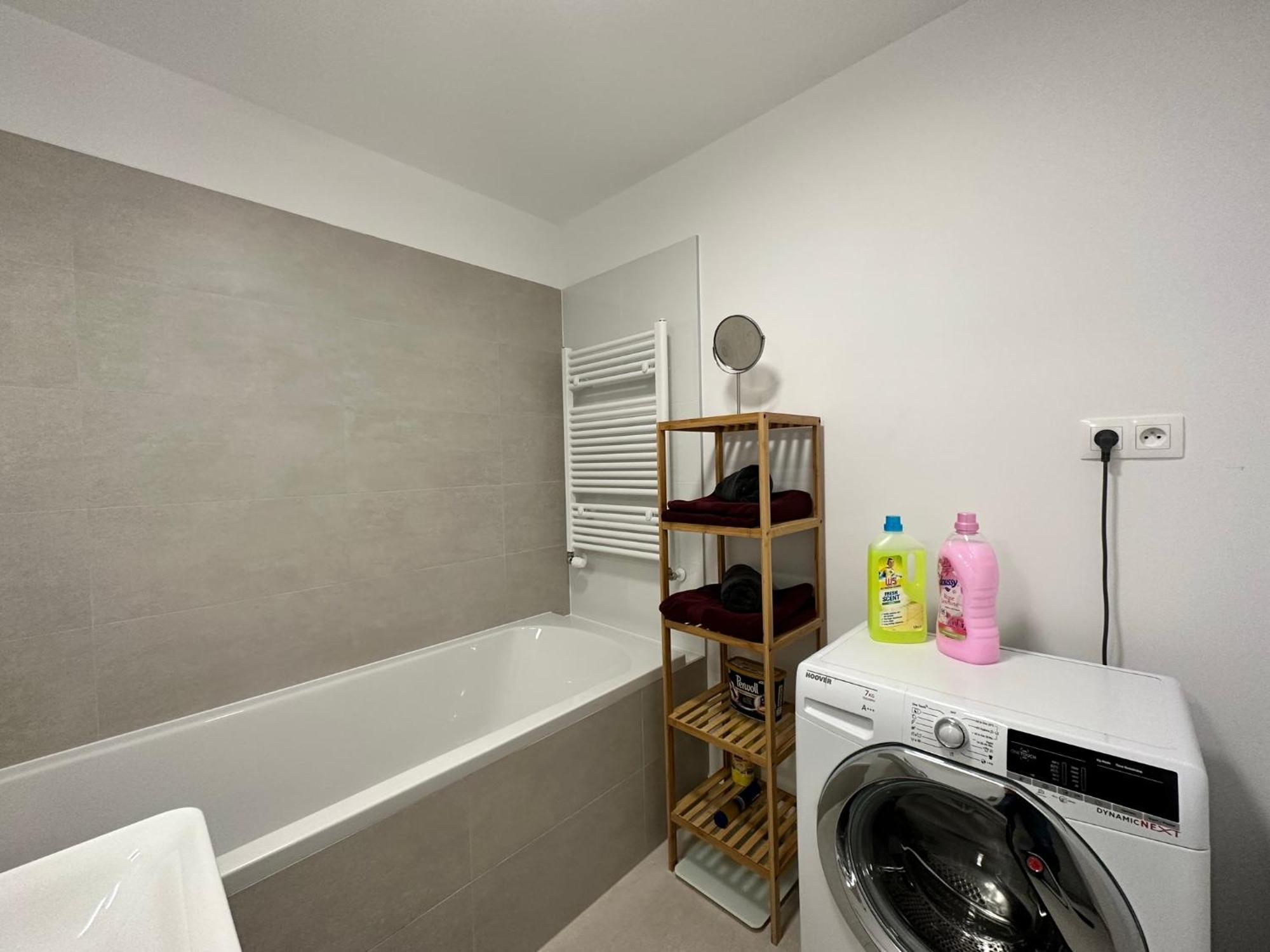 Vyhlad Na Mesto, 24. Poschodie, Free Parking Bratislava Luaran gambar